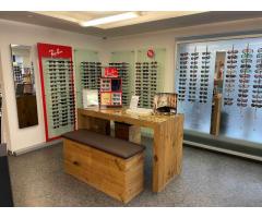 Opticien 50–100 %