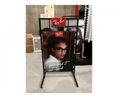 Présentoirs à lunettes – déstockage / dons / lots