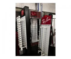 Présentoirs à lunettes – déstockage / dons / lots